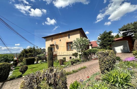 POLECAMY! 143D! N. Sącz os. Wólki, na sprzedaż dom parterowy z poddaszem + murowany garaż, pow. 137m2, działka 5,18 ar. Cena: 890 000 zł