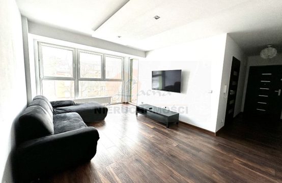 003MW N. Sącz os. Woj. Polskiego, pow. 43 m2, 2 pokojowe mieszkanie na wynajem, I piętro, miejsce postojowe, komórka lokatorska. Cena: 1900 zł