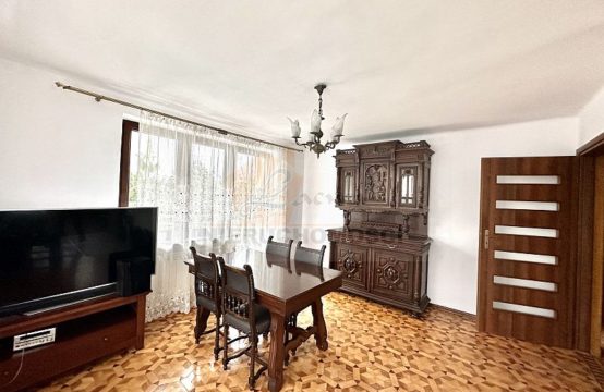 001DW N Sącz os. Kochanowskiego,  dom w zabudowie bliźniaczej na wynajem, pow. całkowita 180 m2, działka 3,26 ar, garaż. Cena: 3300 zł