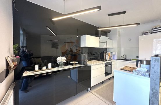 1796M KOMFORTOWY APARTAMENT PRZY UL. PADEREWSKIEGO – Cena: 650 000 zł