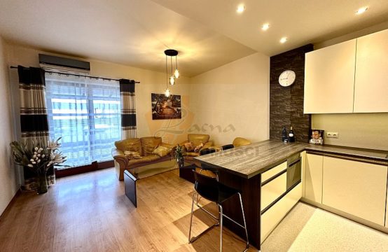 017MW N. Sącz ul. Jagiellońska, mieszkanie na wynajem w centrum miasta pow. 67,78 m2, 3 pokoje, balkon, miejsce parkingowe. Cena: 2000 zł